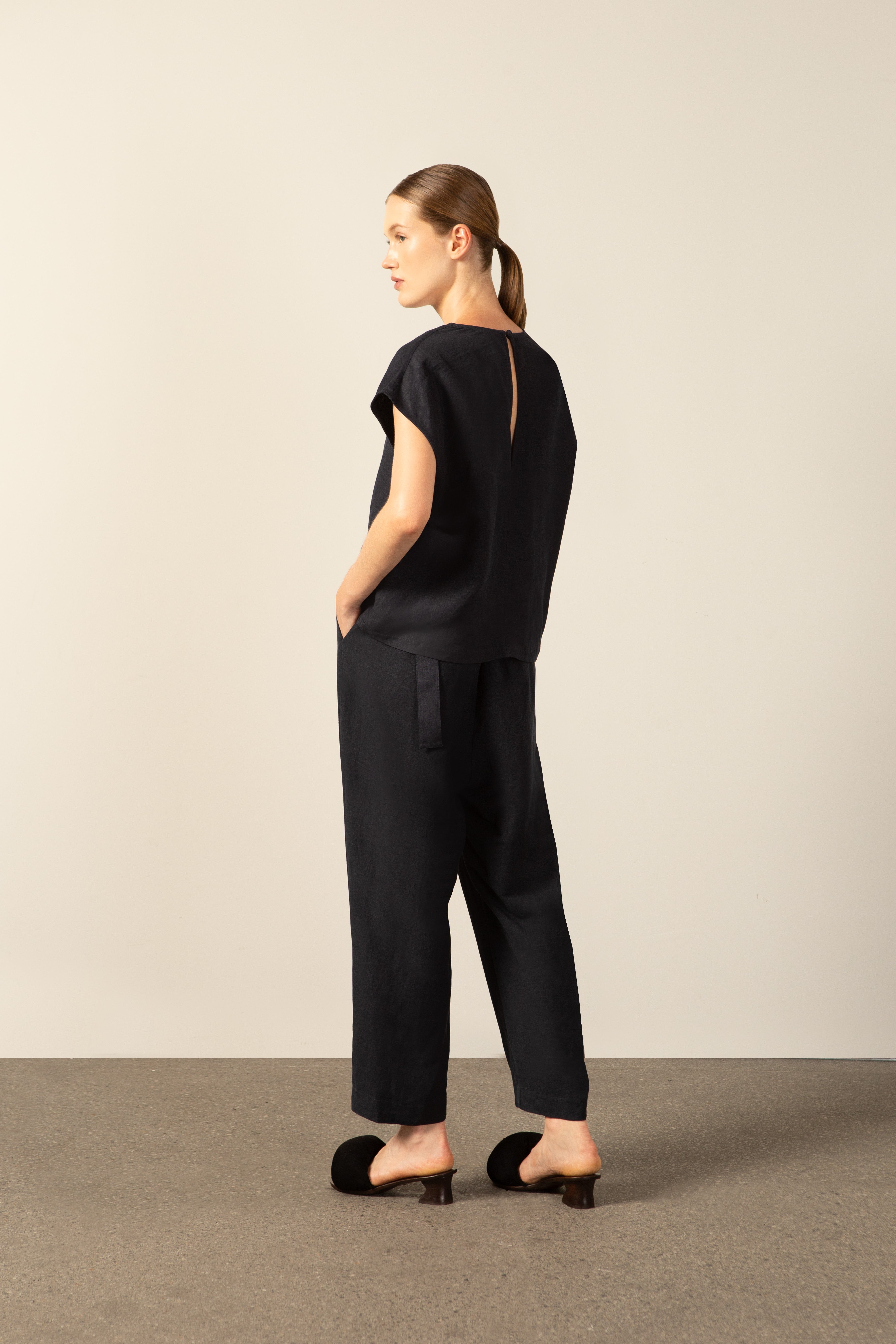 Jumpsuit Decote V  Argolas