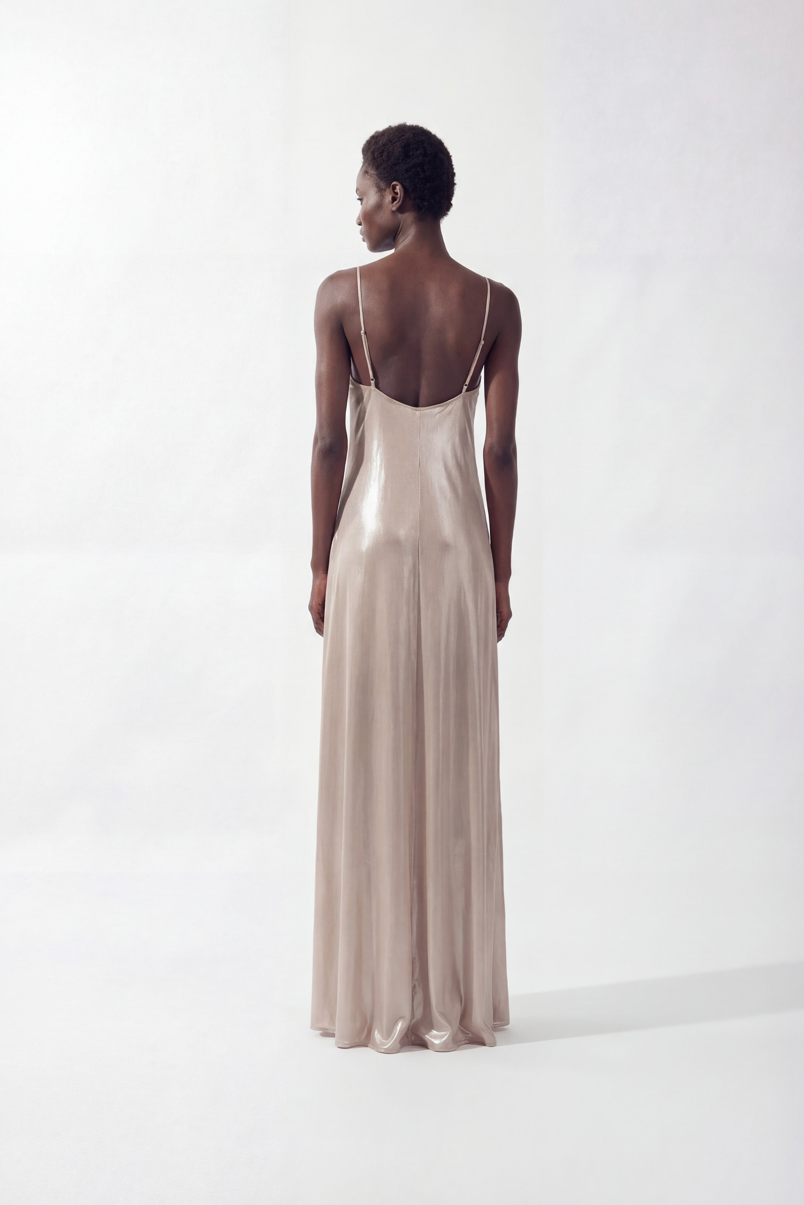 Vestido Longo com Babados