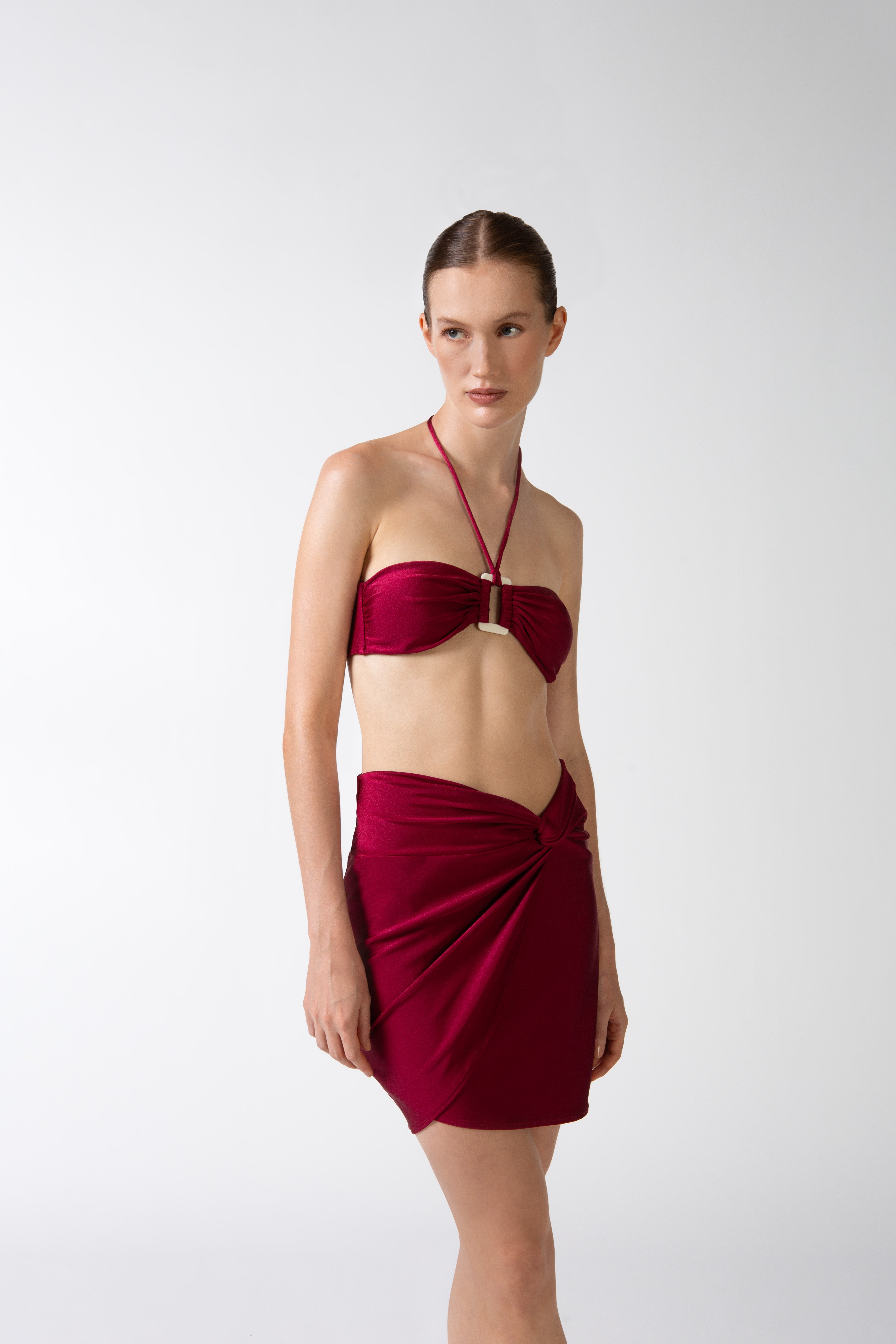 Saia Curta Detalhe Frente Lisos