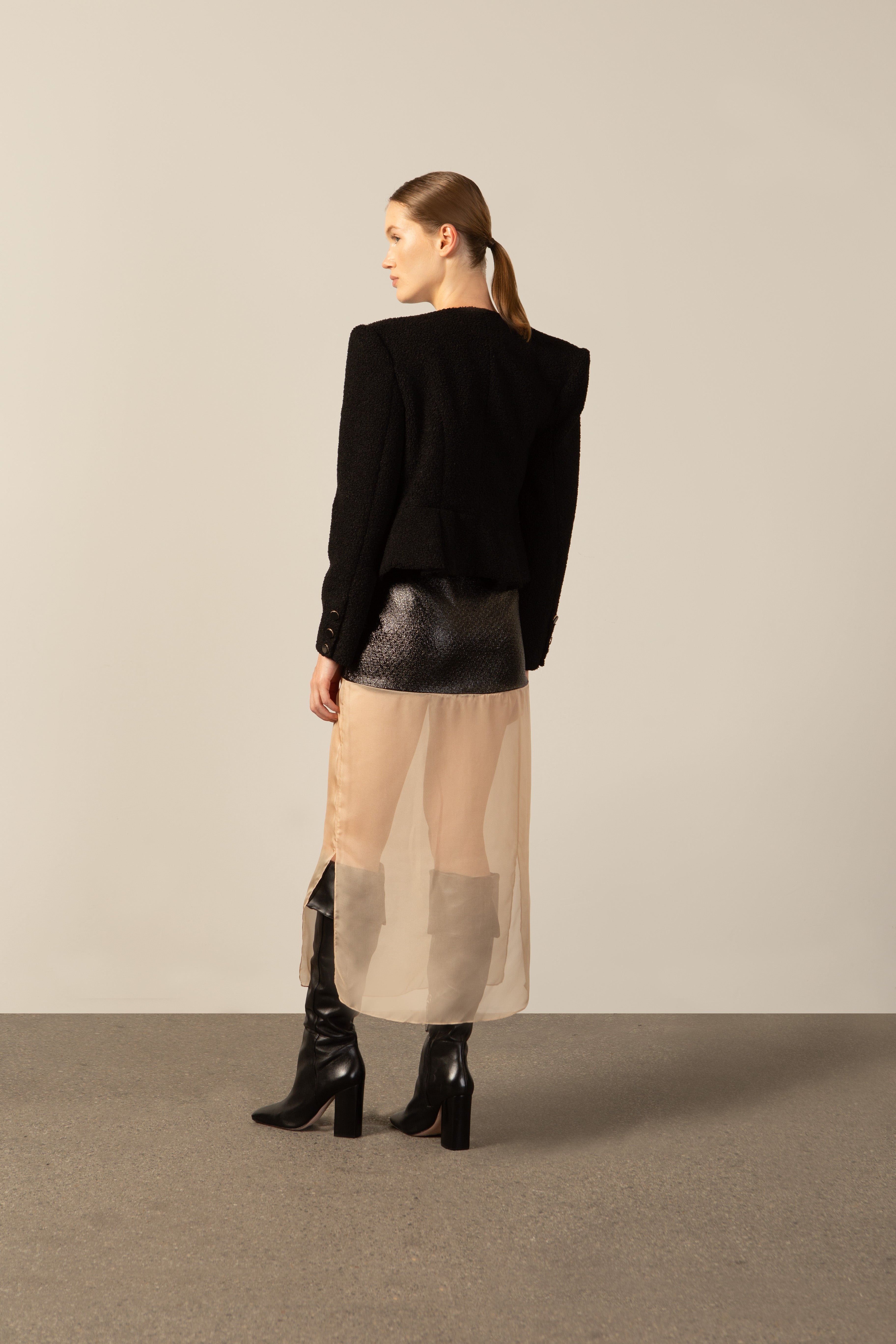 Saia Midi Recortes Nori