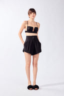 Shorts Flora Lisos