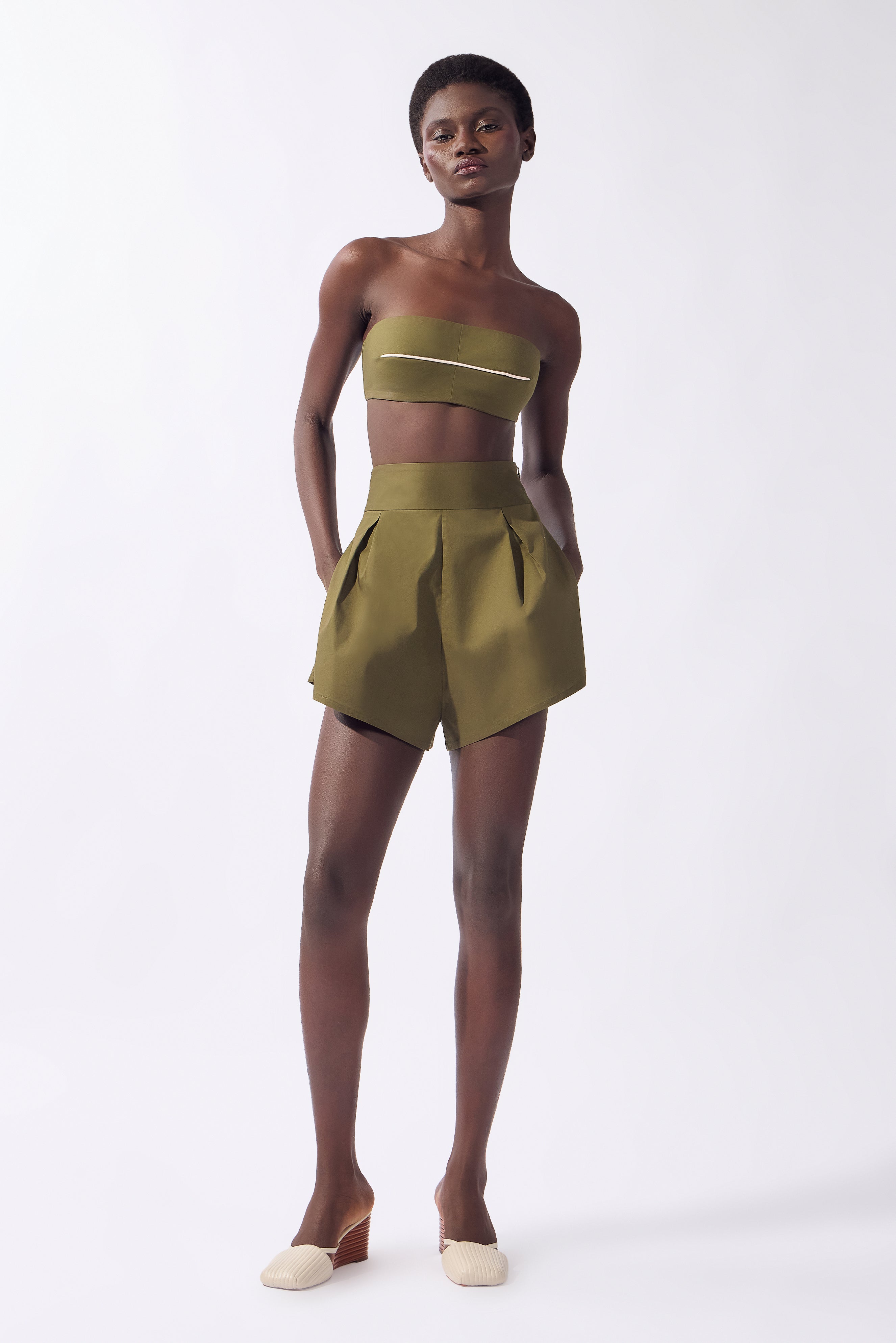 Top Tomara que Caia Lina Pois Lisos