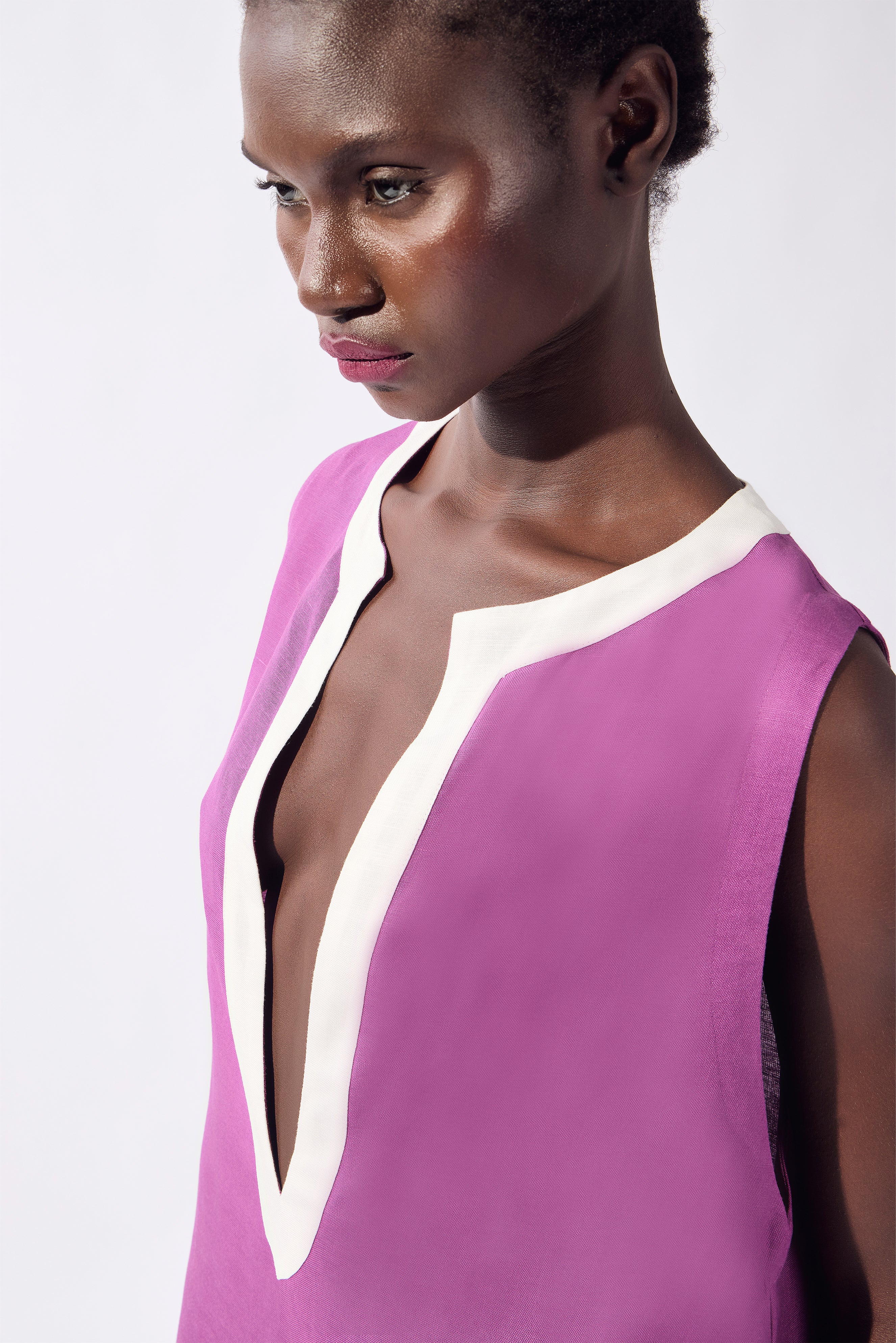 Túnica Midi Decote U Pois e Foliage Lisos