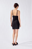 Vestido Curto Busto Flora Lisos