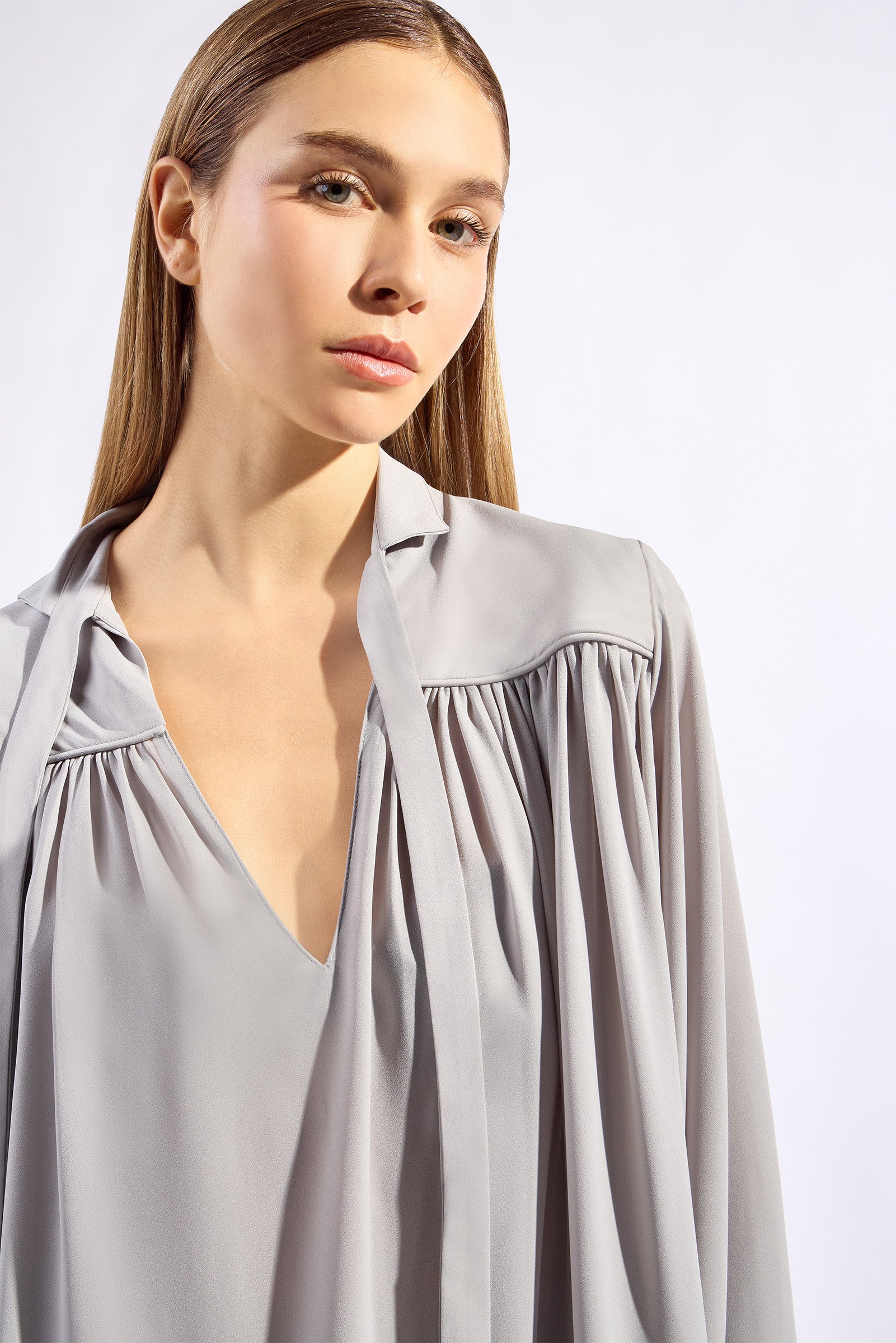 Blusa Manga Longa Com Gola Alta Noblesse